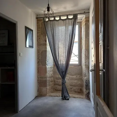 Maison De Village En Pierre * Gignac (Lot)